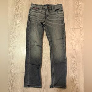 TOMMY HILFIGER STRAIGHT JEAN 29W X 30L